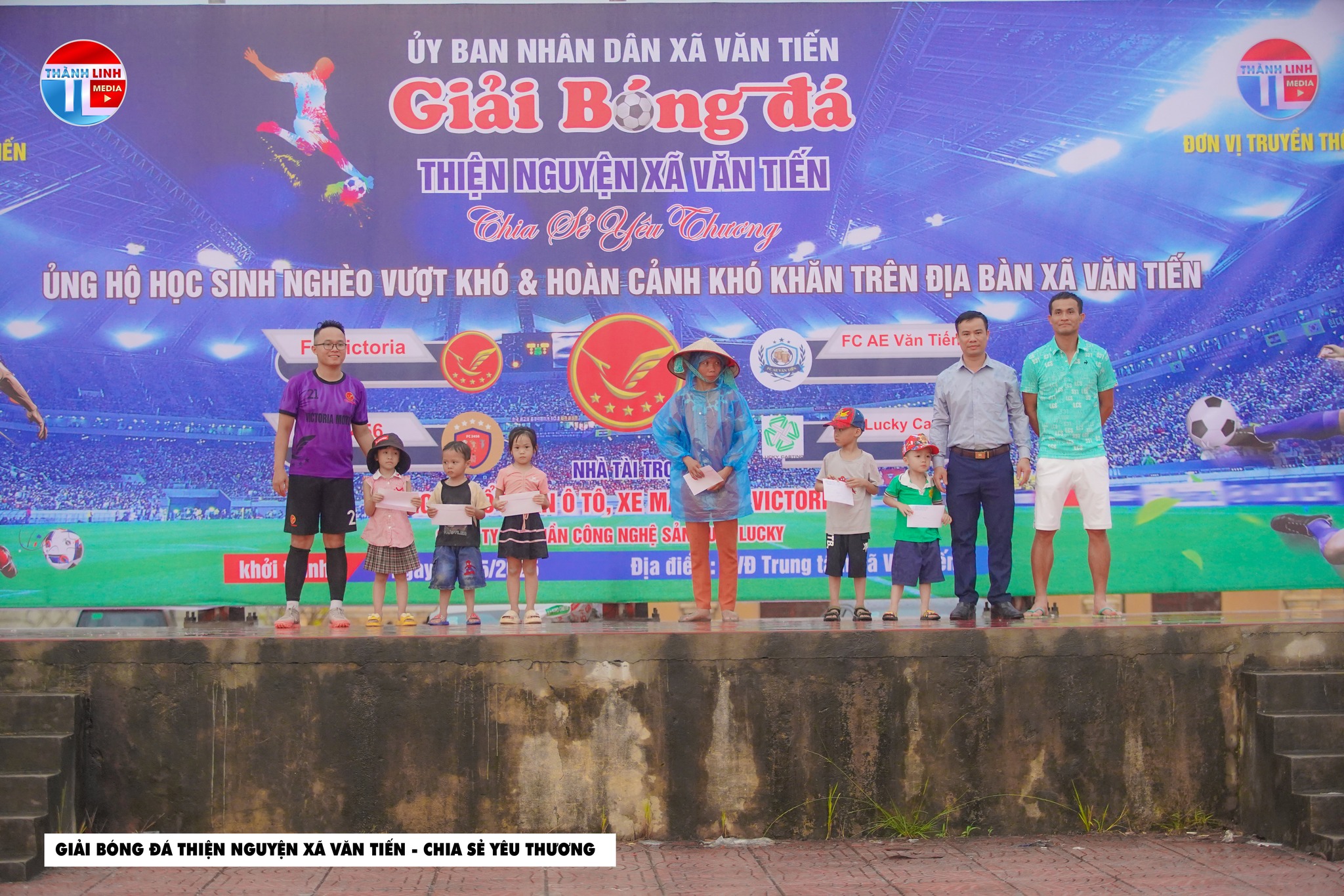 LUCKY-DONG-TAI-TRO-GIAI-BONG-DA-THIEN-NGUYEN-XA-VAN-TIEN-17